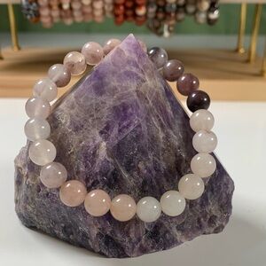 8mm Lavender Quartz Stretch Beaded Bracelet